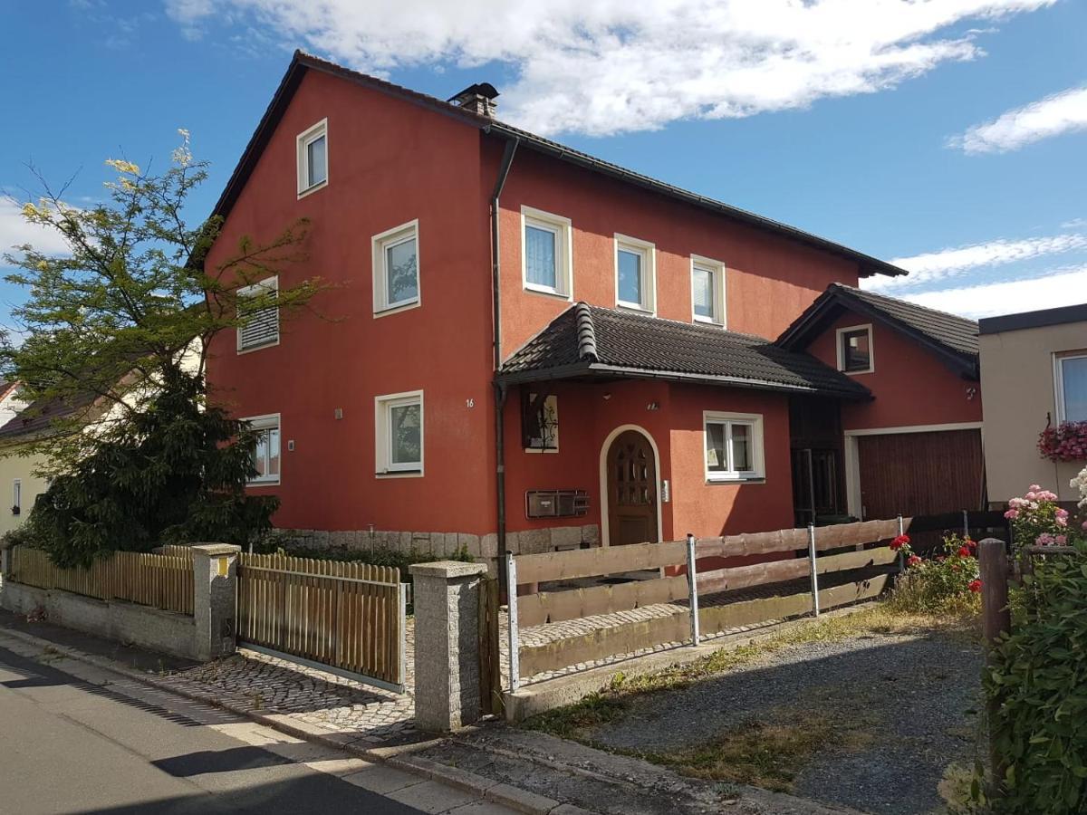 Gaestehaus Aurelia Wiesau Buitenkant foto